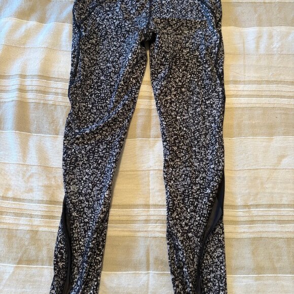 Lululemon Pace Wunder Under Hi-Rise Leggings – Daisy Dust Alpine, Size 6 - Picture 5 of 7